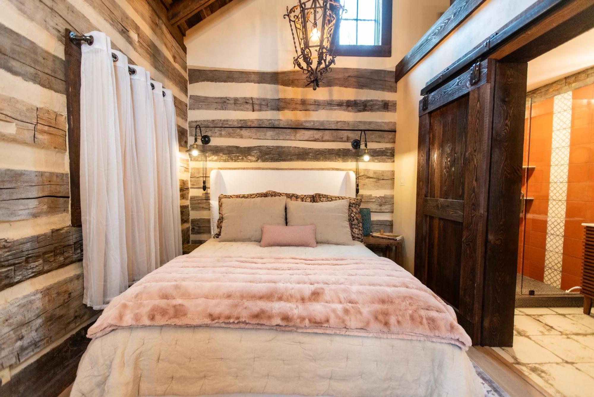 Barnwood Village White Sulphur Springs Exterior foto